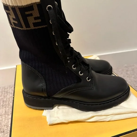 Fendi Rockoko Combat Logo Boots size 37 - Picture 3 of 6